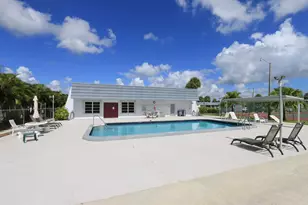 2886 Fernley Dr E, West Palm Beach, FL 33415 - Photo 24