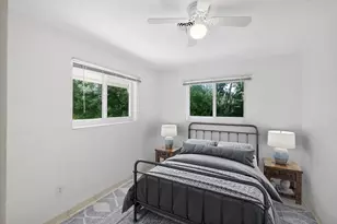 13988 Lake Lure Ct, Miami Lakes, FL 33014 - Photo 16