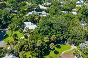 24/22 Via Lucindia Dr, Sewalls Point, FL 34996 - Photo 58