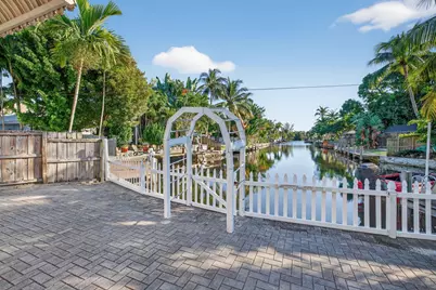 1570 NE 30th Place, Oakland Park, FL 33334 - Photo 54