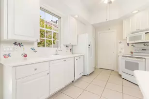 150 Euphrates Cir, Palm Beach Gardens, FL 33410 - Photo 18
