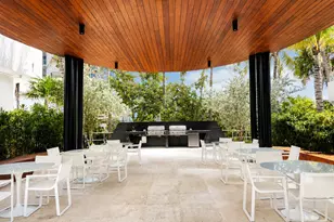 6365 Collins Ave, Miami Beach, FL 33141 - Photo 18