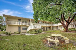 237 Farnham J, Deerfield Beach, FL 33442 - Photo 1