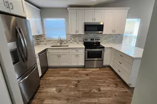 8783 SE Hobe Ridge Ave, Hobe Sound, FL 33455 - Photo 1