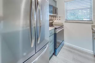 411 S M St, Lake Worth Beach, FL 33460 - Photo 16