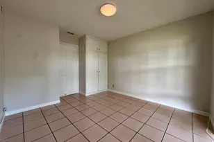 924 SE 8th Ct, Deerfield Beach, FL 33441 - Photo 10