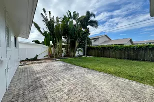 924 SE 8th Ct, Deerfield Beach, FL 33441 - Photo 16