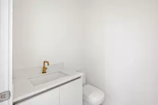 700 NE 24th St, Miami, FL 33137 - Photo 26