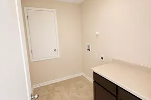 5332 NW Wisk Fern Cir, Port Saint Lucie, FL 34986 - Photo 12