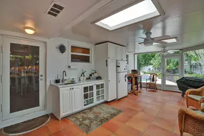 908 NE 16th Place, Fort Lauderdale, FL 33305 - Photo 38
