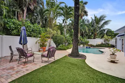 908 NE 16th Place, Fort Lauderdale, FL 33305 - Photo 32