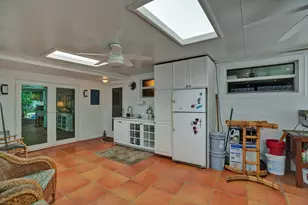 908 NE 16th Pl, Fort Lauderdale, FL 33305 - Photo 40