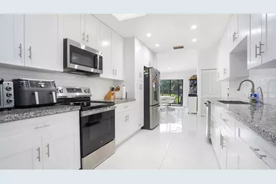2687 Blue Sage Avenue, Coconut Creek, FL 33063 - Photo 10