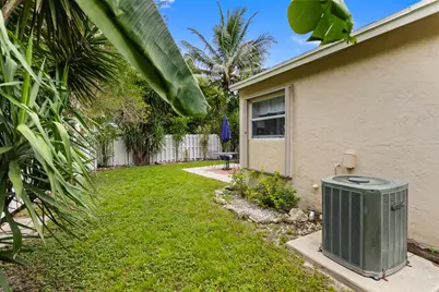 13945 Langley Place, Davie, FL 33325 - Photo 40