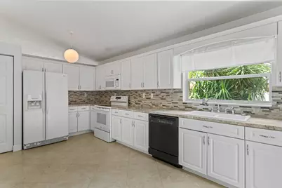 13945 Langley Place, Davie, FL 33325 - Photo 38