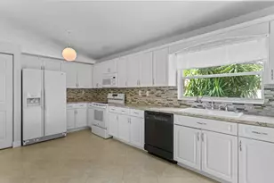 13945 Langley Pl, Davie, FL 33325 - Photo 34
