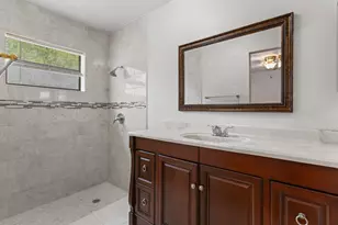 13945 Langley Pl, Davie, FL 33325 - Photo 22