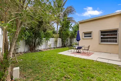 13945 Langley Place, Davie, FL 33325 - Photo 24