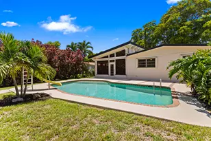 880 E Acre Dr, Plantation, FL 33317 - Photo 44