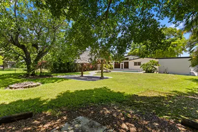 880 E Acre Drive, Plantation, FL 33317 - Photo 48
