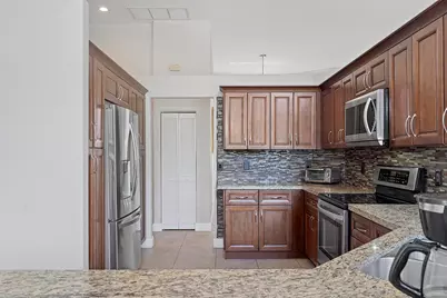 875 Bayside Lane, Weston, FL 33326 - Photo 16