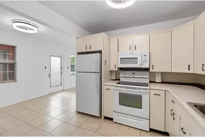 4028 Hythe B, Boca Raton, FL 33434 - Photo 28