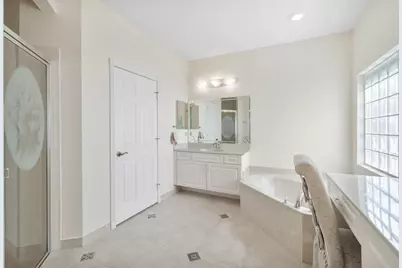 8688 Via Avellino, Lake Worth, FL 33467 - Photo 24
