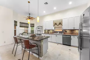 8688 Via Avellino, Lake Worth, FL 33467 - Photo 16