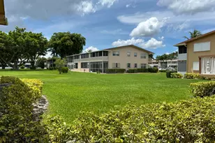 2 Canterbury A, West Palm Beach, FL 33417 - Photo 8