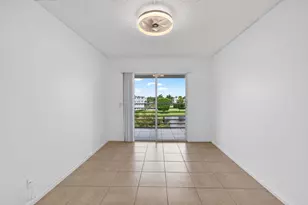 4028 Hythe B, Boca Raton, FL 33434 - Photo 8