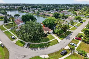 18838 Cloud Lake Cir, Boca Raton, FL 33496 - Photo 4