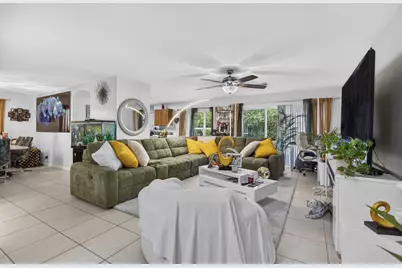 6021 Adriatic Way, West Palm Beach, FL 33413 - Photo 10