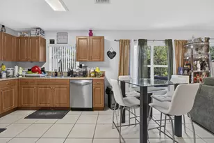 6021 Adriatic Way, West Palm Beach, FL 33413 - Photo 16