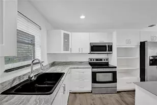 5981 NE 22nd Way, Fort Lauderdale, FL 33308 - Photo 8
