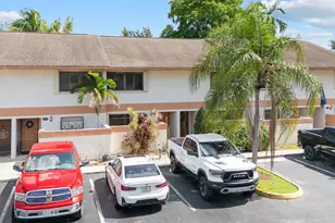 4206 SW 70th Terrace, Davie, FL 33314 - Photo 2