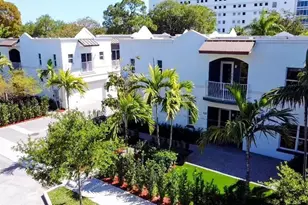 420 SE 16th St, Fort Lauderdale, FL 33316 - Photo 1