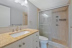 340 Sunset Dr, Fort Lauderdale, FL 33301 - Photo 18