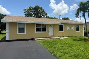 781 SW 12th St, Belle Glade, FL 33430 - Photo 1