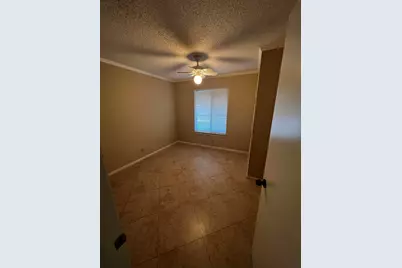 4215 S 57th Avenue #E, Greenacres, FL 33463 - Photo 12