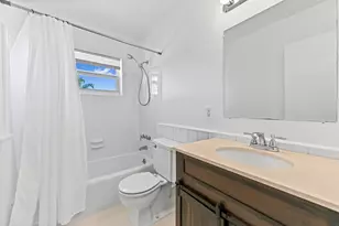 2755 NE 28th Ave, Lighthouse Point, FL 33064 - Photo 20