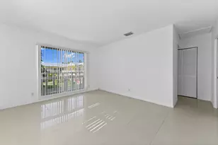 2755 NE 28th Ave, Lighthouse Point, FL 33064 - Photo 12