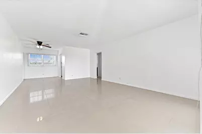 2755 NE 28th Avenue #F-1, Lighthouse Point, FL 33064 - Photo 2