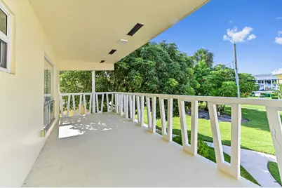 2755 NE 28th Avenue #F-1, Lighthouse Point, FL 33064 - Photo 22