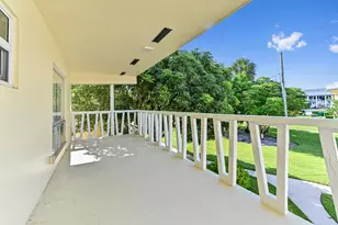 2755 NE 28th Ave, Lighthouse Point, FL 33064 - Photo 22