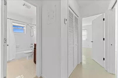 2755 NE 28th Avenue #F-1, Lighthouse Point, FL 33064 - Photo 16