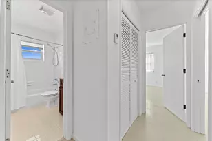 2755 NE 28th Ave, Lighthouse Point, FL 33064 - Photo 16