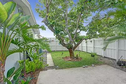 2500 NW 3rd Avenue #1-4, Wilton Manors, FL 33311 - Photo 24