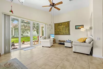 390 NW Breezy Point Loop, Port Saint Lucie, FL 34986 - Photo 4
