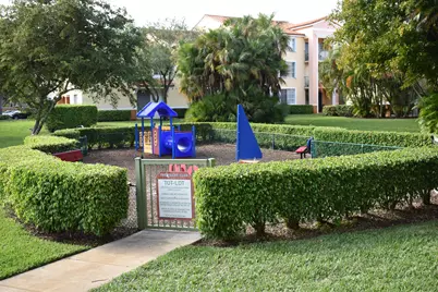 160 Yacht Club Way #210, Hypoluxo, FL 33462 - Photo 10