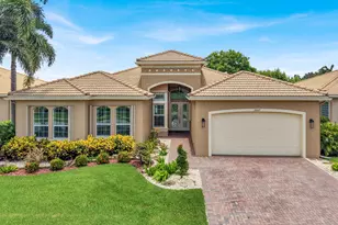 10469 Whitewind Circle, Boynton Beach, FL 33473 - Photo 2